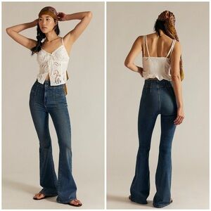 Free People We The Free Jayde Flare Jeans size 31